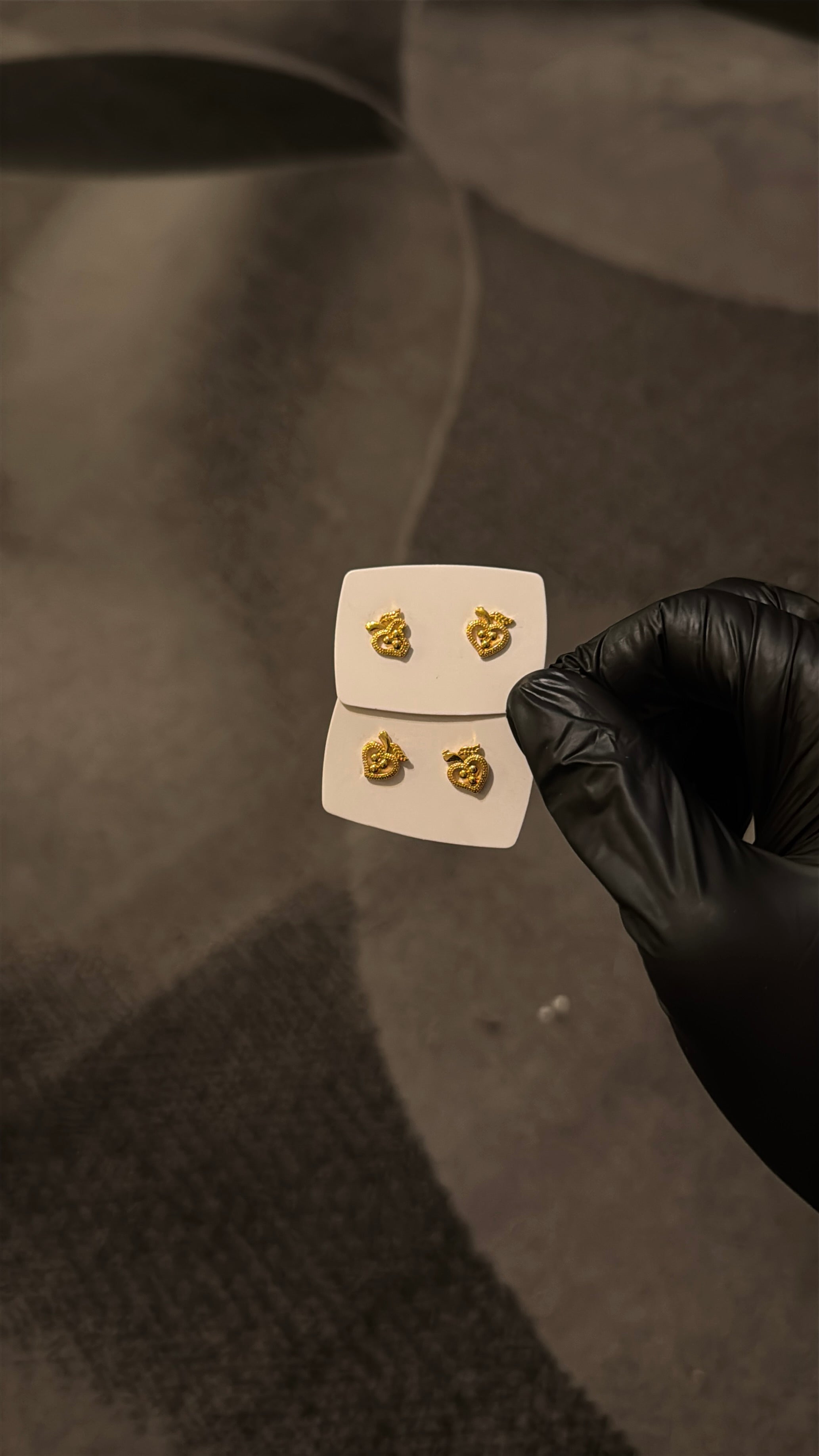 STD S006  Gold Stud Earrings