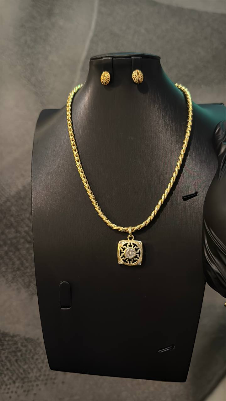 Gold Geometric Chain & Pendant Only Gold Lookalike Combo