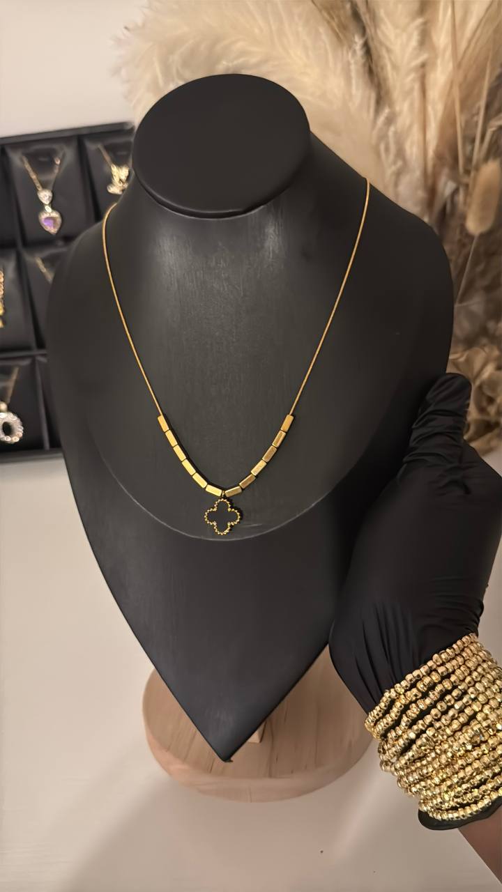Gold Clover Pendant Necklace