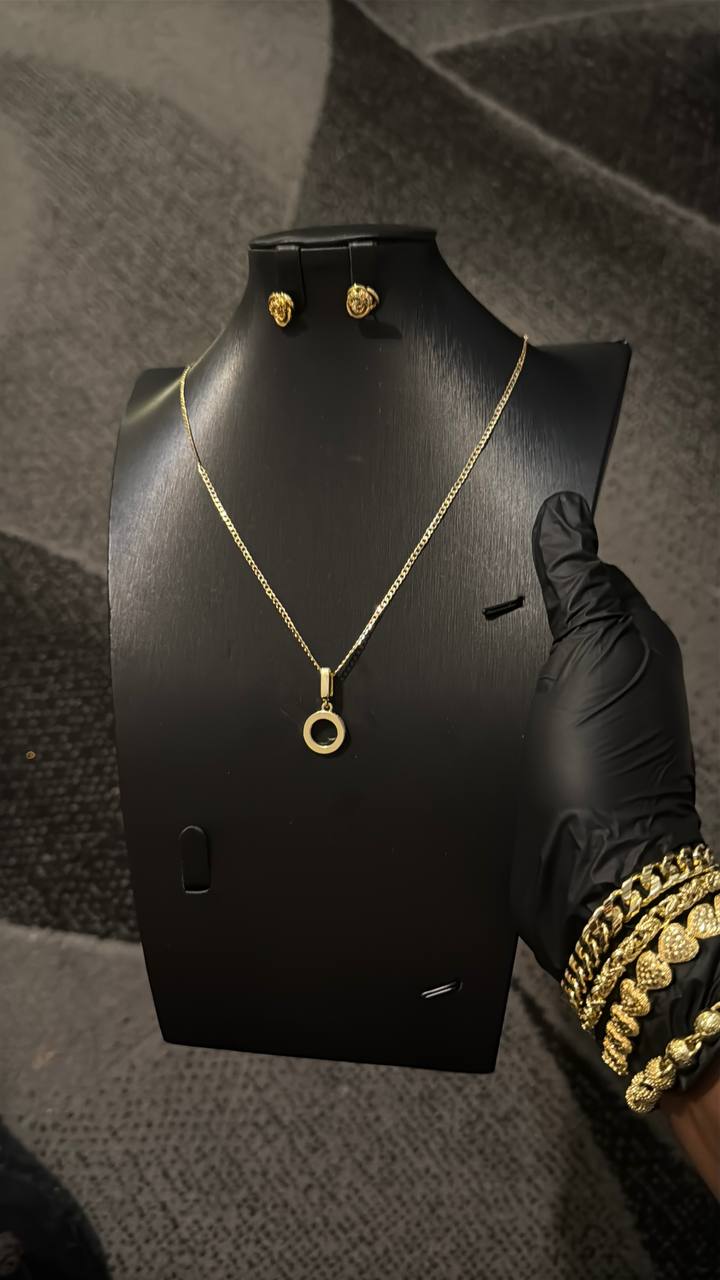 Minimalist Circle Pendant Jewelry Set