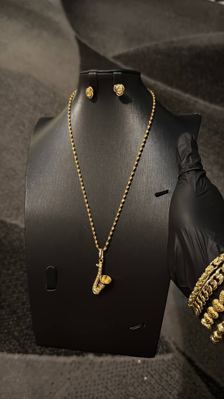 Saxophone Pendant Necklace Set