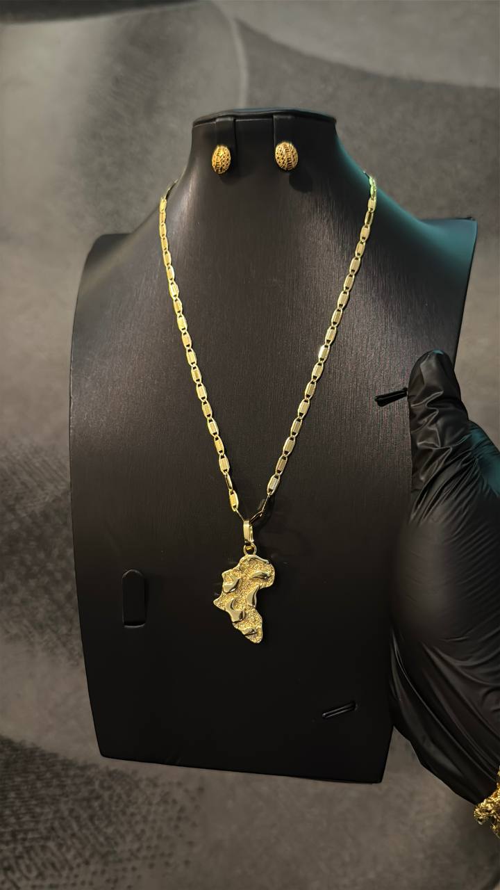 Africa Continent Pendant Necklace Set