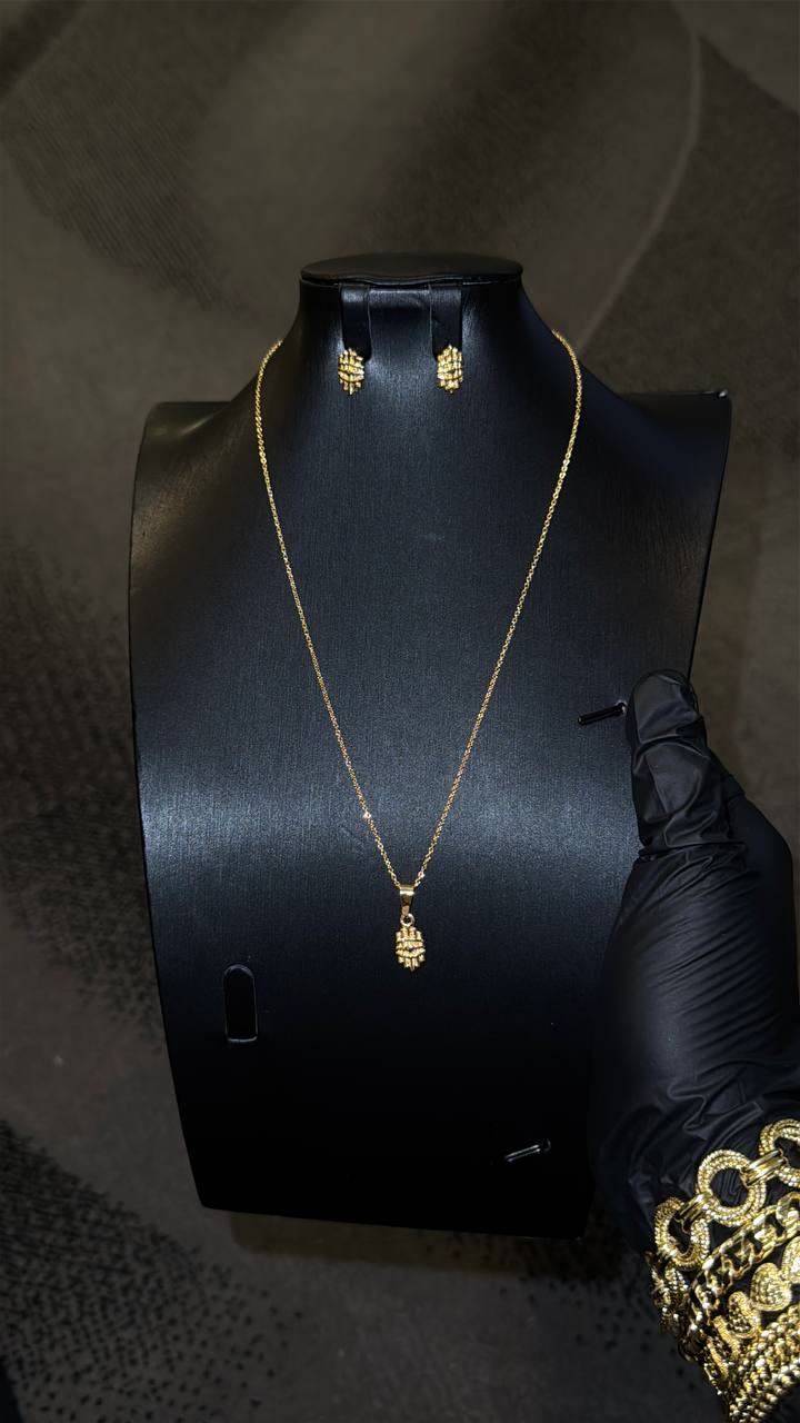 Hamsa Hand Pendant Necklace Set Gold Lookalike