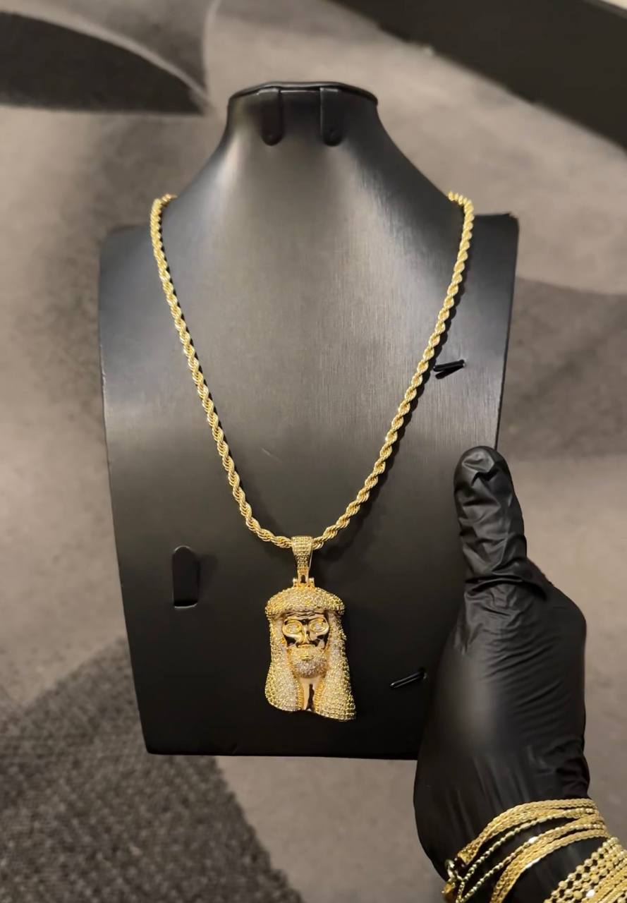 Arabic King Pendant Necklace Gold Lookalike
