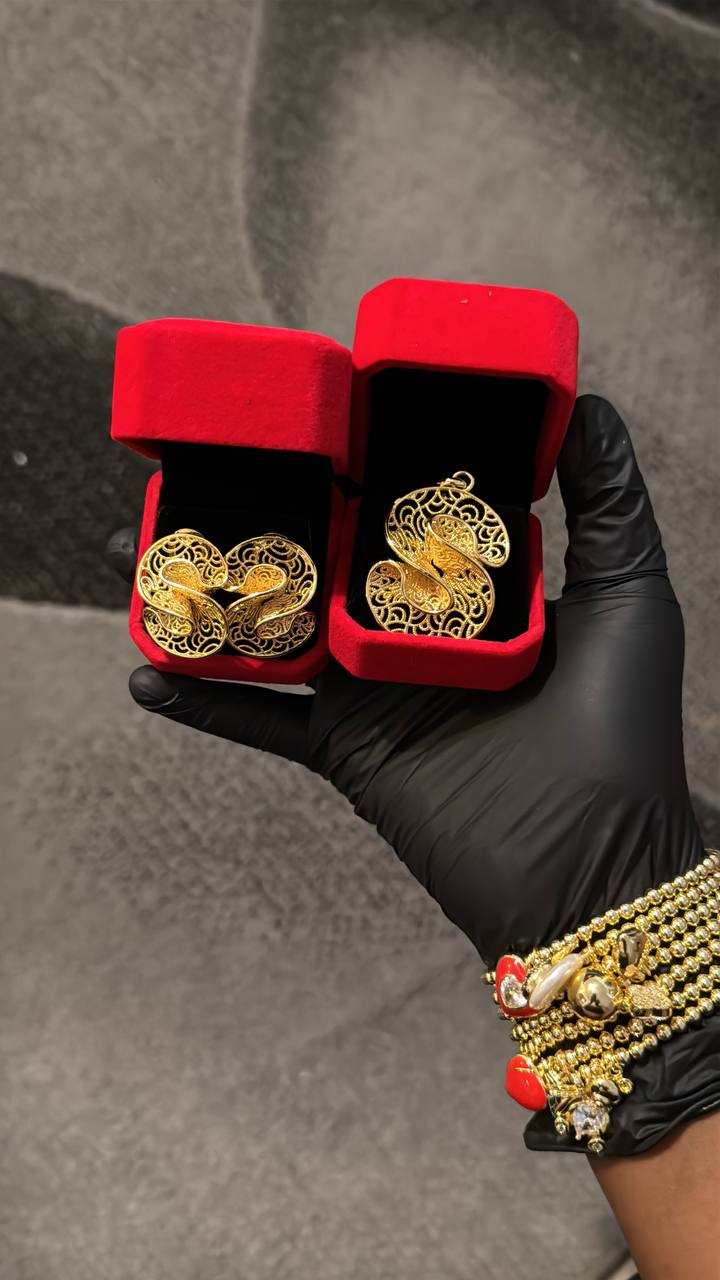 Golden Butterfly Filigree Pendant & Earrings Set
