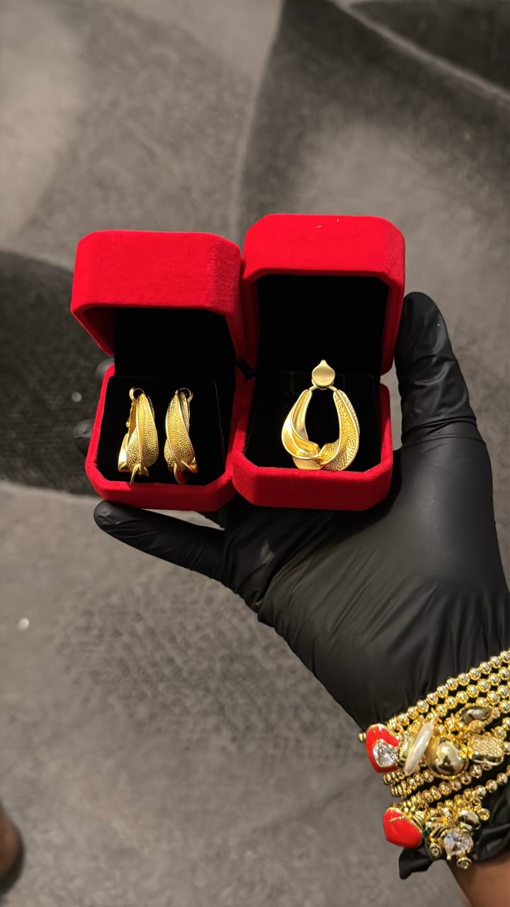 Golden Harmony Pendant & Earrings Set