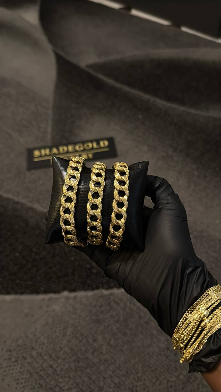Diamond-Cut Cuban Link Gold Bracelet