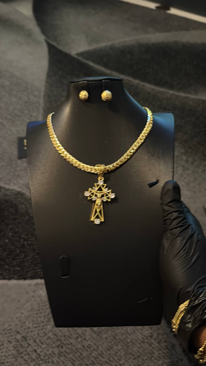 Radiant Cross Pendant Jewelry Set