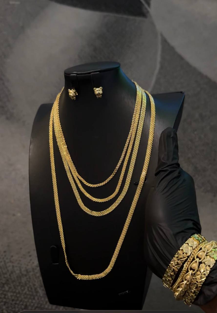 Classic Herringbone Chain Necklace