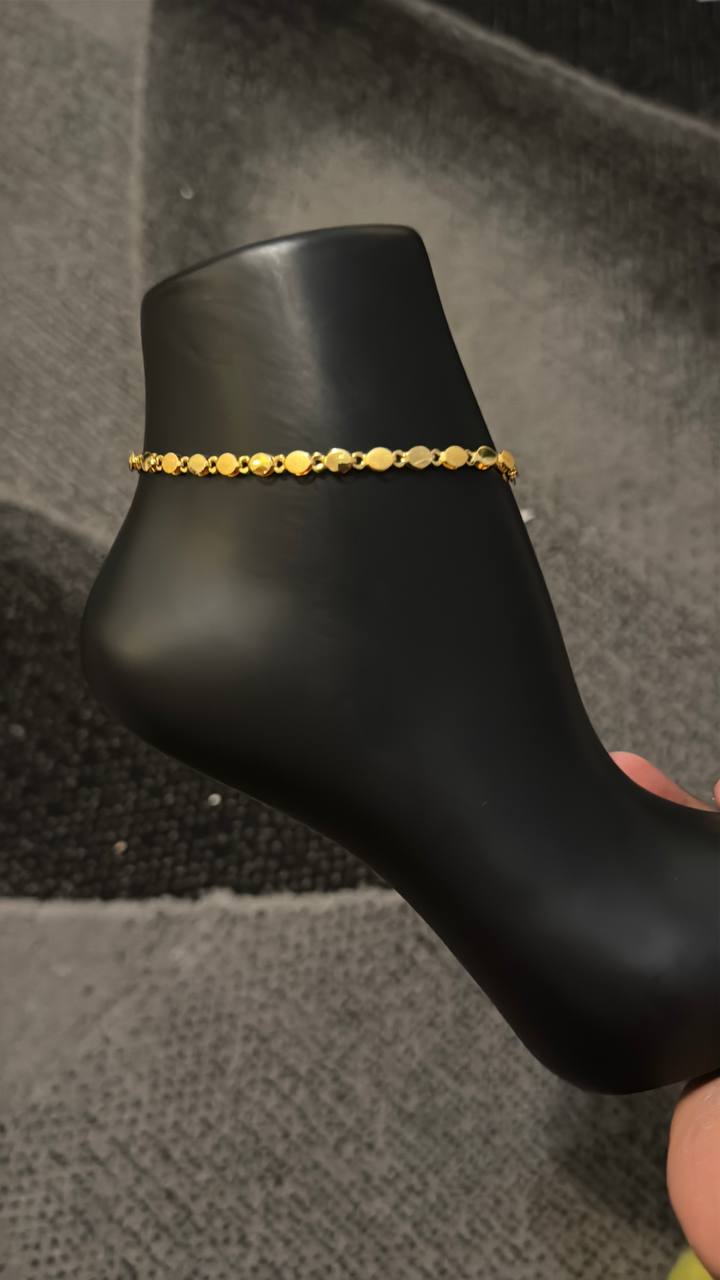 Gold Disc Charm Anklet