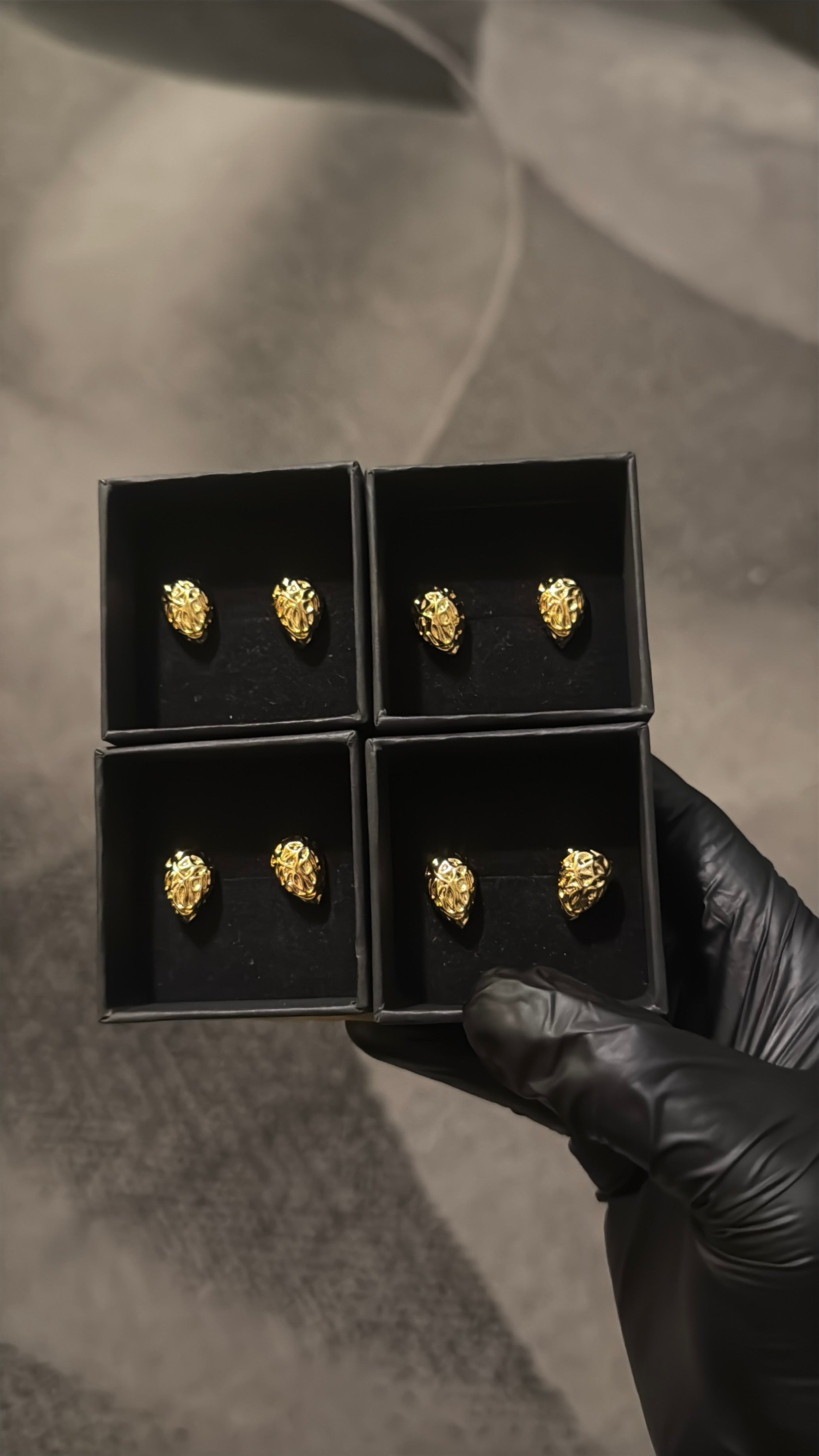 STD S001  Gold Stud Earrings