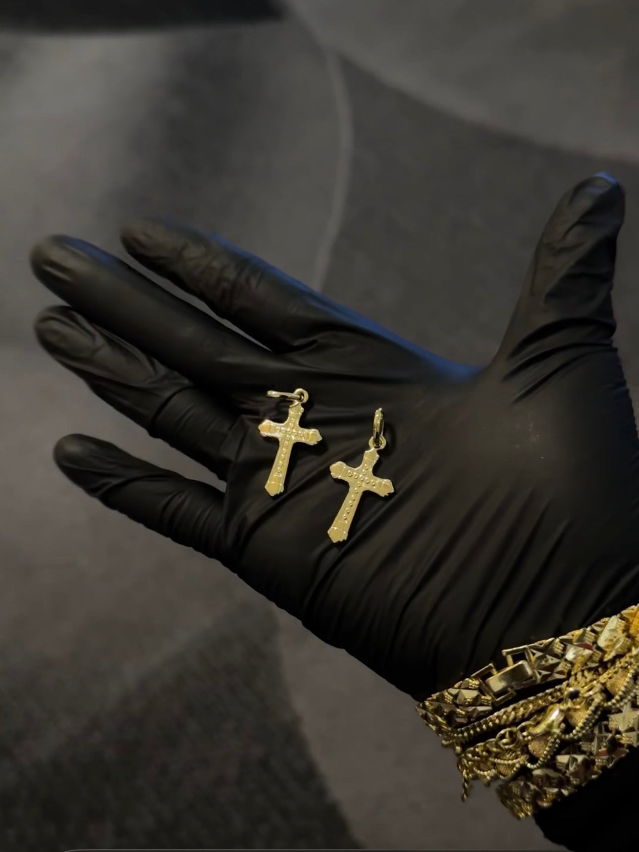 Classic Cross Faith Pendant