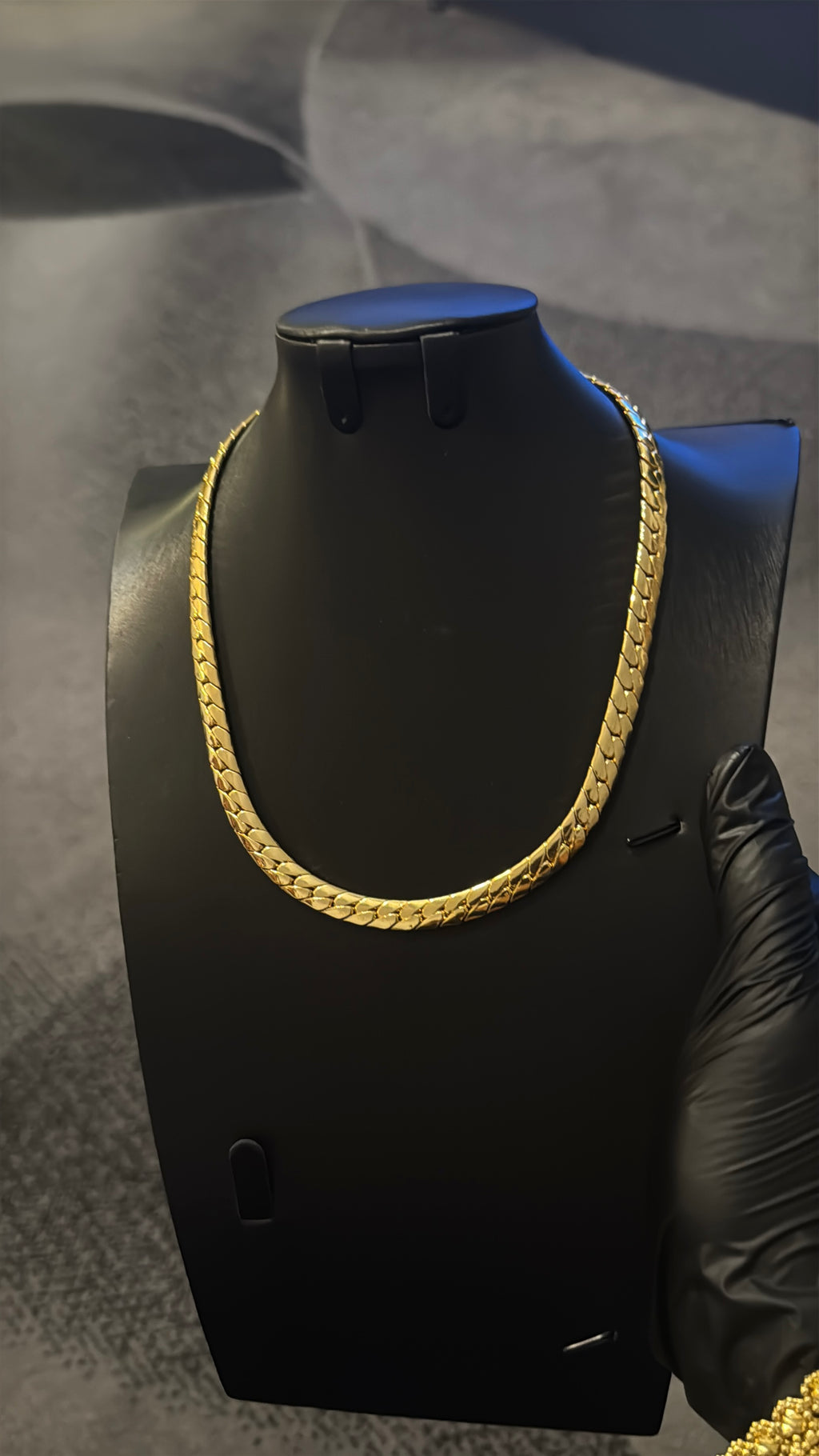 Big Snake Gold Lookalike Chain Necklace