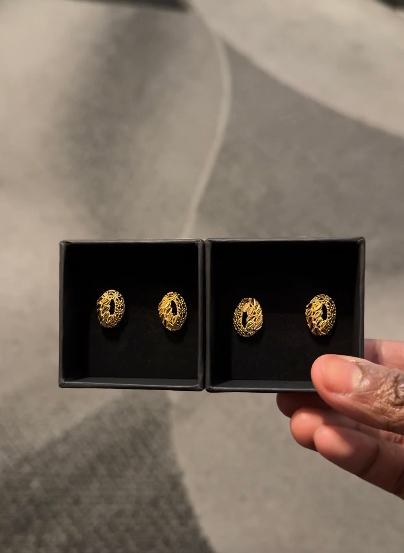STD S0012 Gold Stud Earrings
