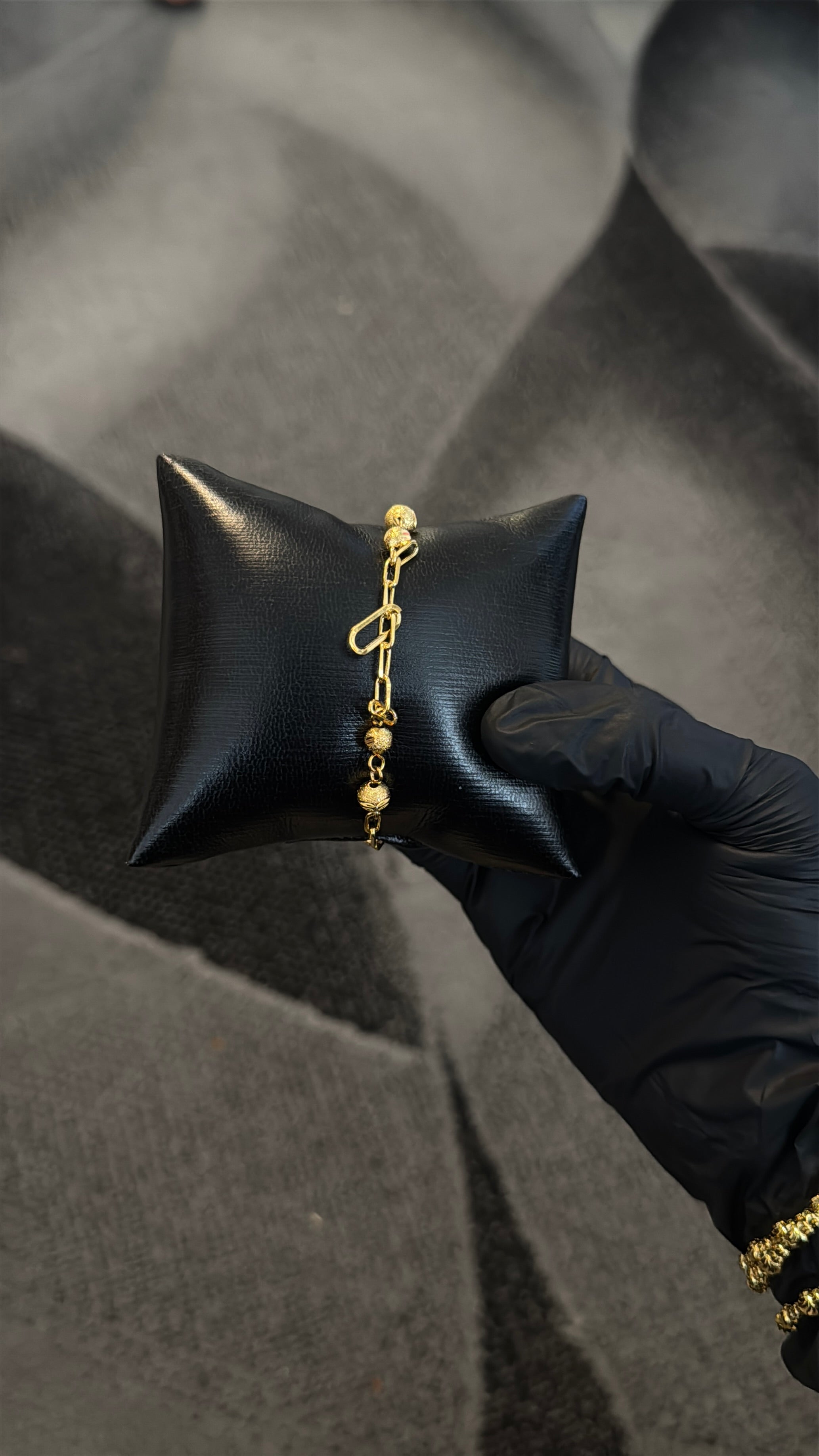 Brick Bracelet 21k Gold Lookalike