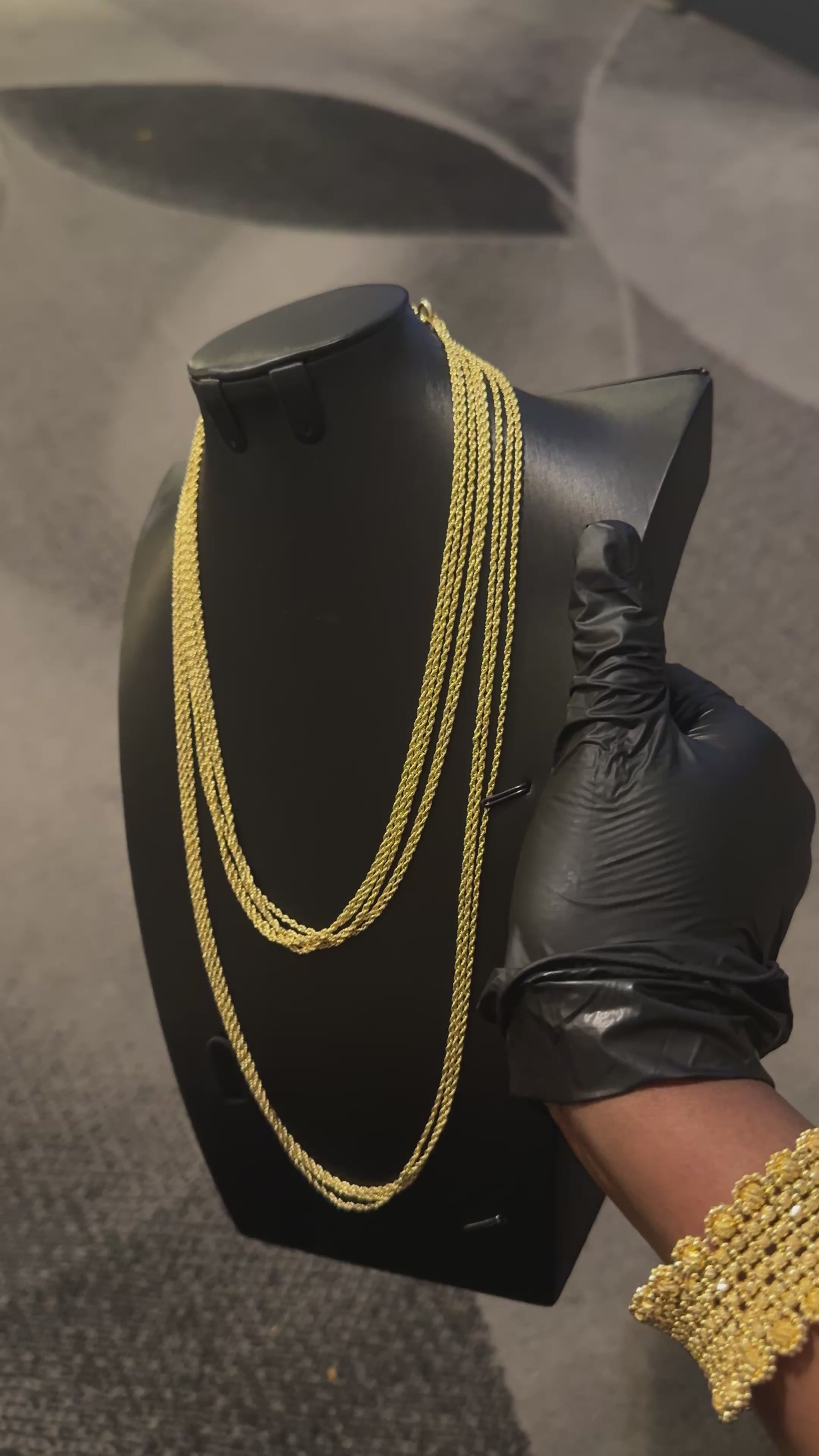 Slim Twist Gold Lookalike Chain Necklace
