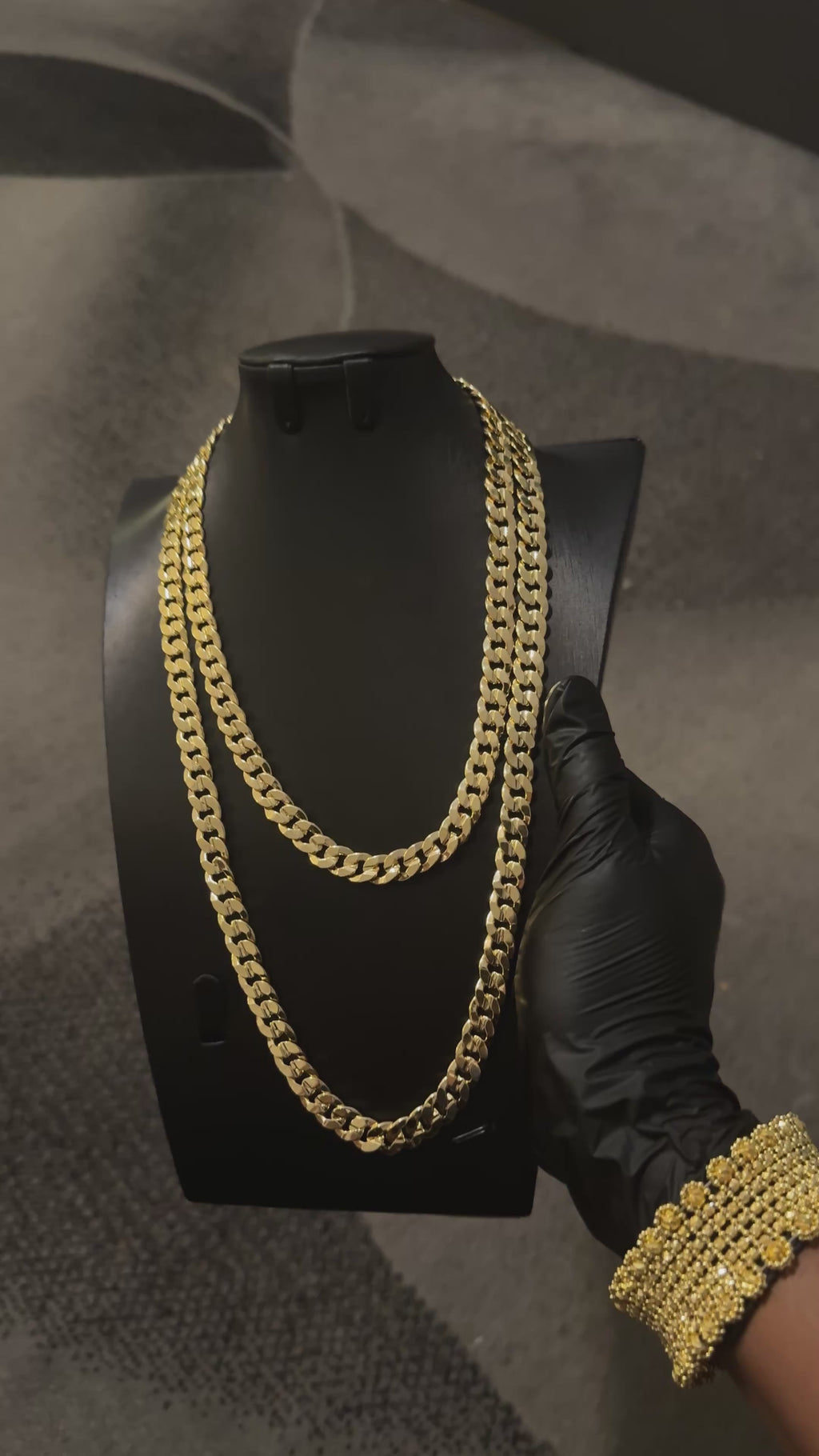 Cuban Gold Lookalike Chain Necklace